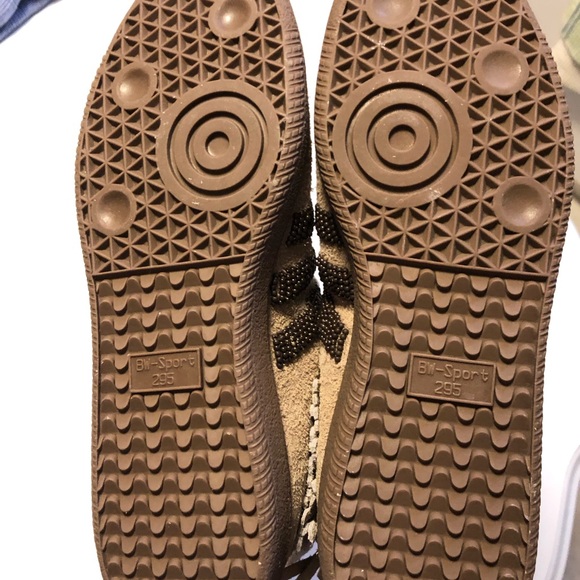 New!  Adidas special edition soft suede sneakers - Picture 6 of 7